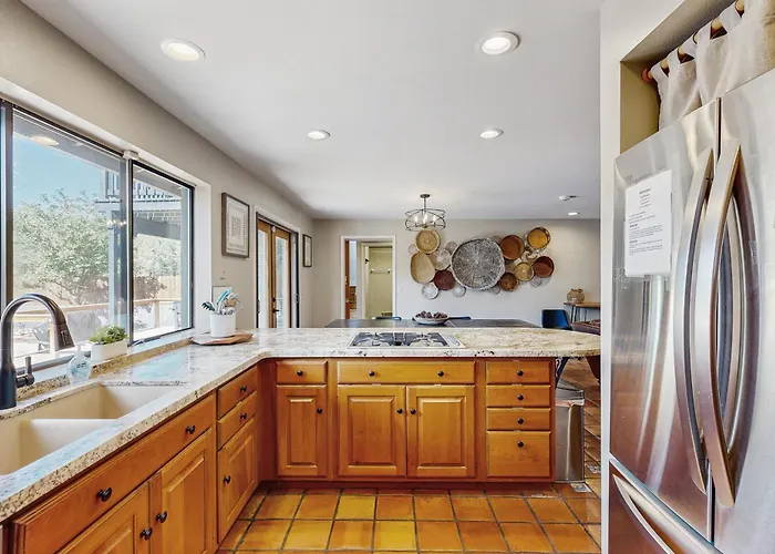 Luxury On Lynette Flagstaff