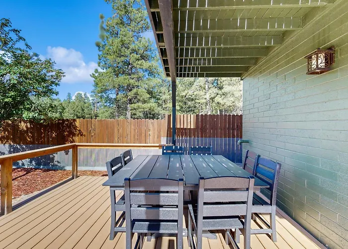 Luxury On Lynette Flagstaff